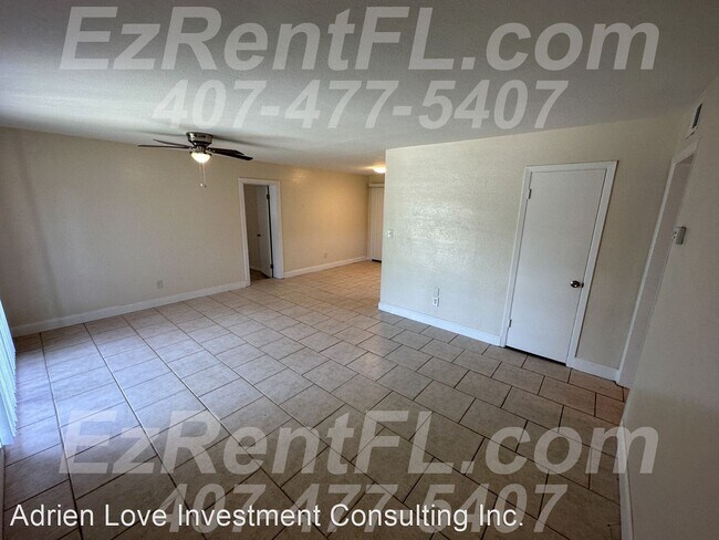 Foto del edificio - 4 br, 2.5 bath House - 6126 Oakcrest Cir O...