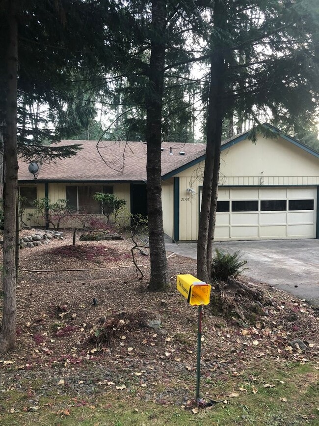 Building Photo - 21510 Hideway Ln