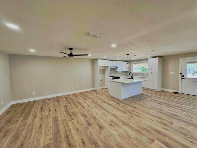 Foto del edificio - 5307 25th St