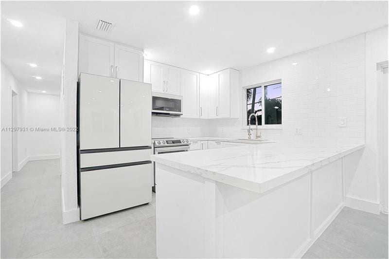 Primary Photo - 2850 SW 24th St