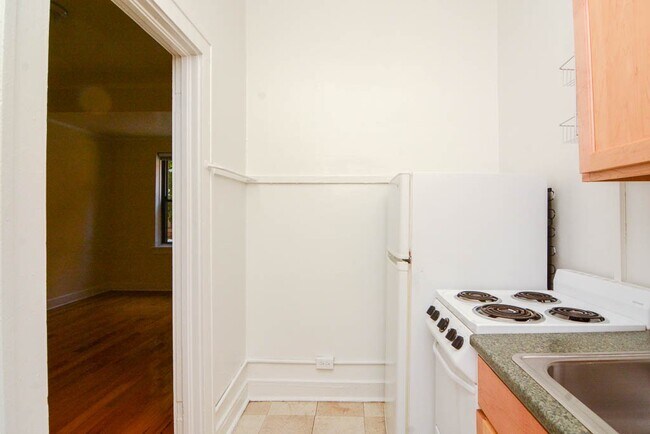 Foto del edificio - 541 W Arlington Pl