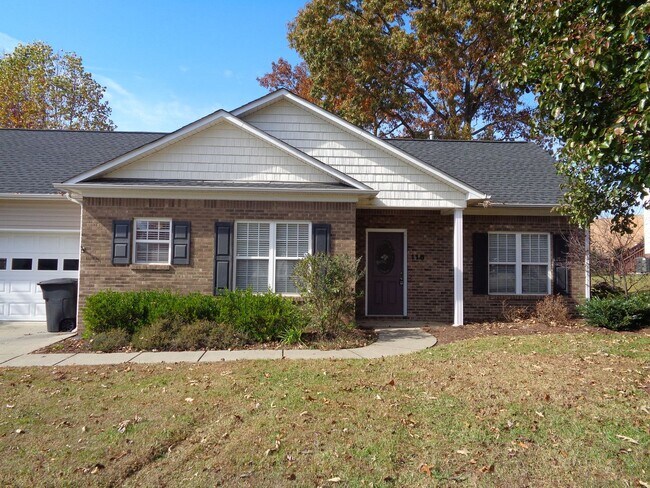 Building Photo - Kernersville Location-3 Bedroom House