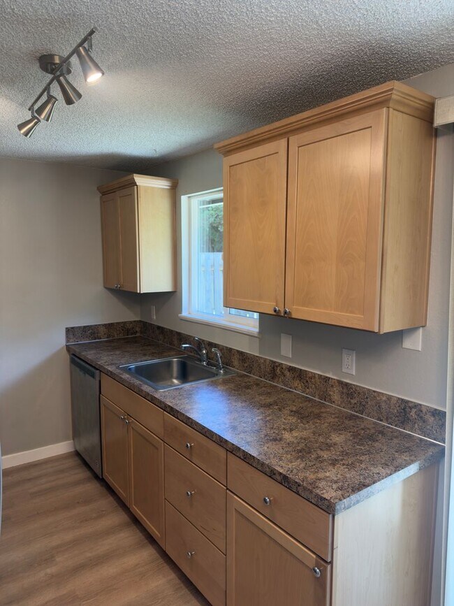 Foto del edificio - 22833 SW Washington St