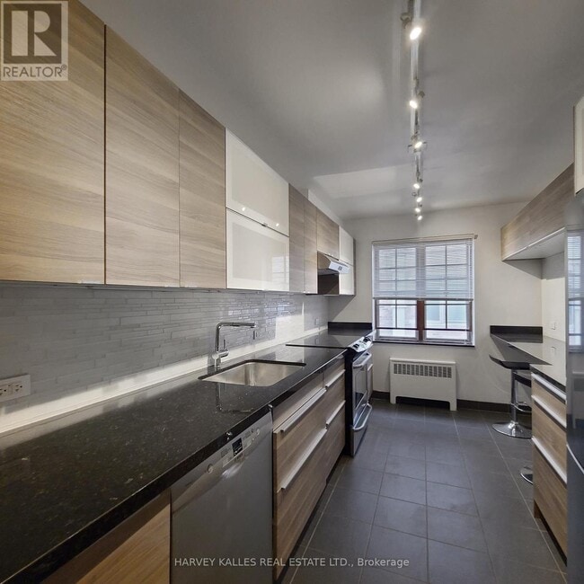 Building Photo - 65 Old Mill Rd