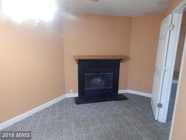 Building Photo - 4 bedroom in Germantown MD 20876