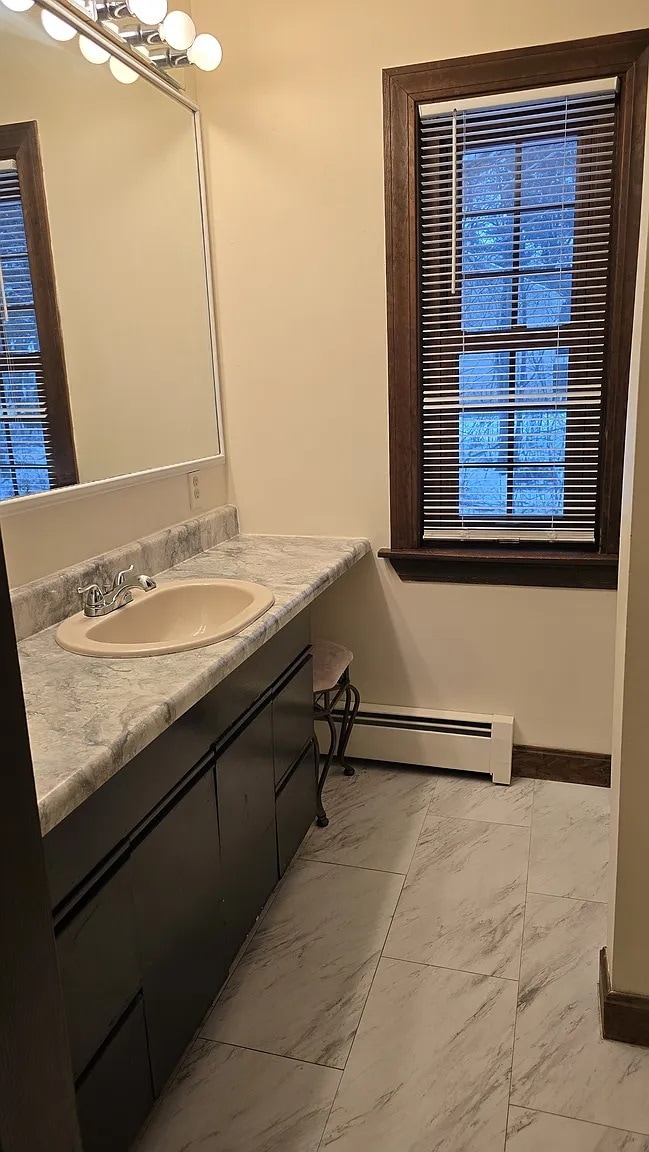 Building Photo - 140 East St