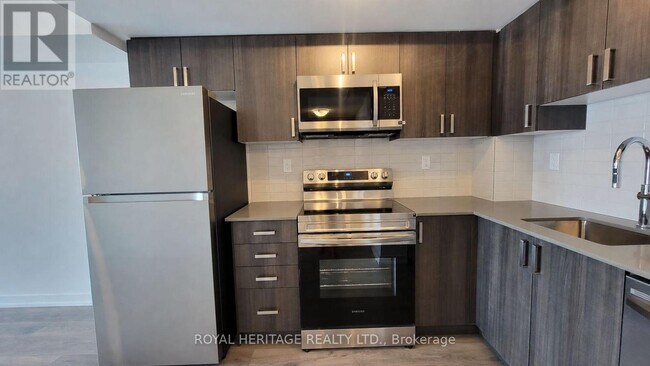 Building Photo - 1435 Celebration Dr