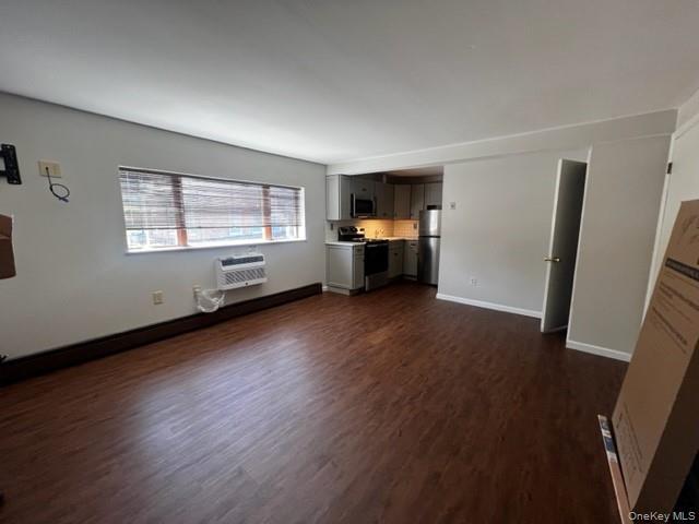 Foto del edificio - 15 Orange Ave