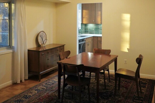 Foto del edificio - Stunning 2-Bed, 2-Bath Condo in Award-Winning Parkside Community!