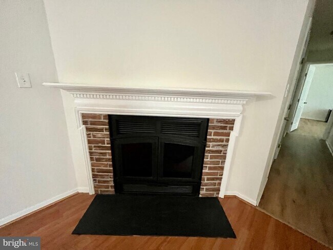 Foto del edificio - 1403 Sage Ln