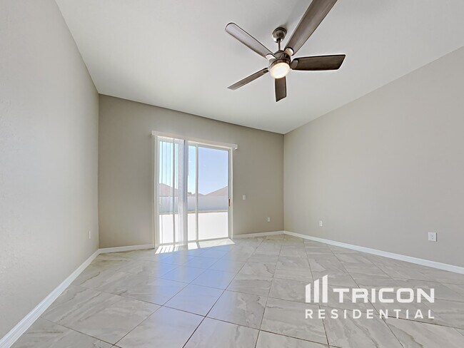 Building Photo - 221 Kissengen Park Dr