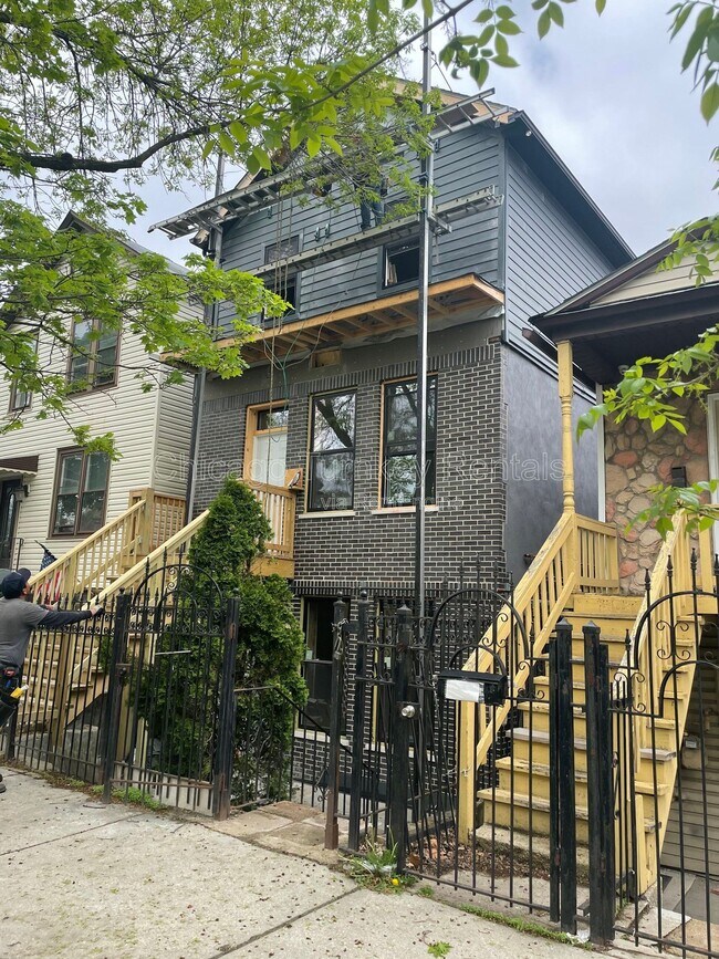 Foto del edificio - 2624 W 24th St