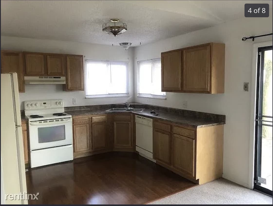 Primary Photo - 216 Glasgow Dr