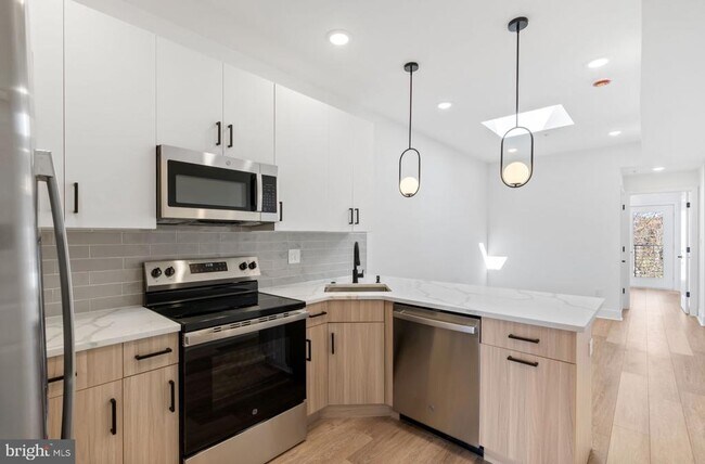 Foto del edificio - 5034 Florence Ave