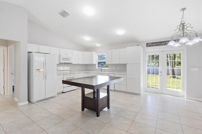 Foto del edificio - 8372 SE 156th St
