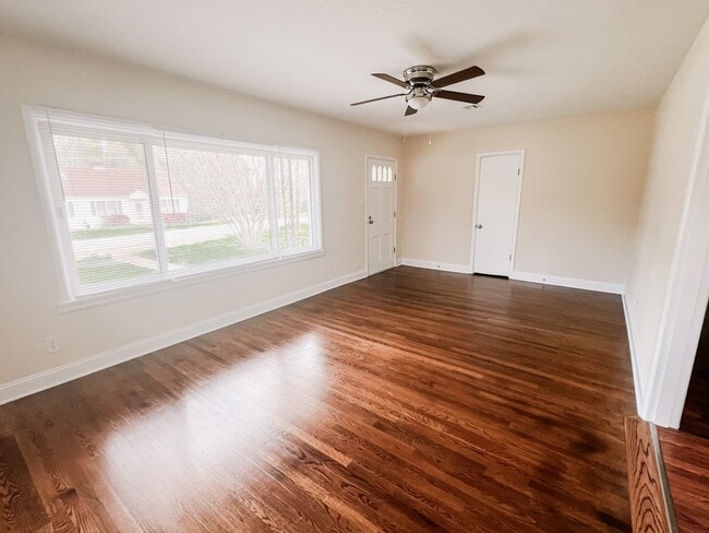 Building Photo - 117 Richeson Dr