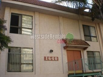 Primary Photo - 1640 S Bentley Ave