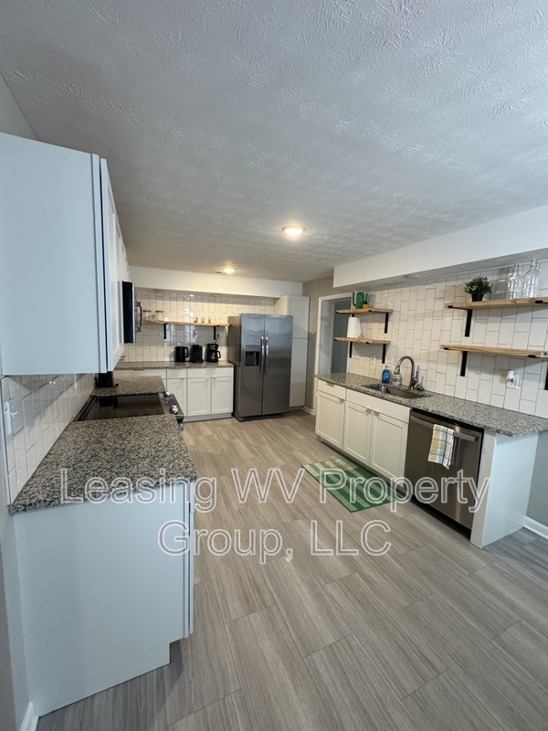 Building Photo - 523 Dudding Ave