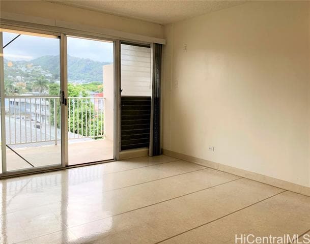 Building Photo - 1641 Nuuanu Ave