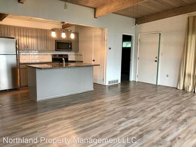 Building Photo - 2 br, 2 bath House - 15009 Bluff Rd