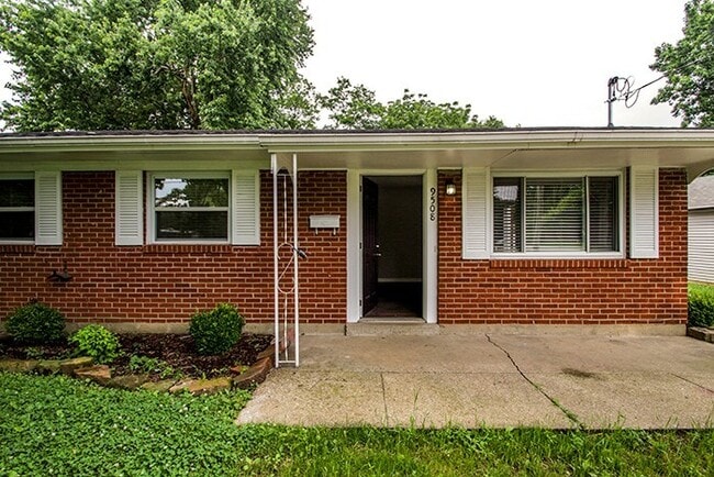 Foto del edificio - Everything' Is Updated!  4BR, 1BA -  Fully...