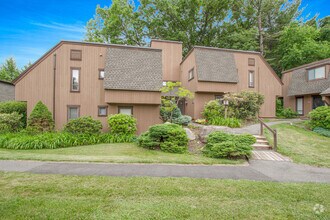 Building Photo - 83 Mallard Dr