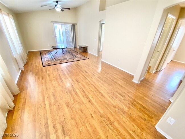 Foto del edificio - 3372 Wayward Ct
