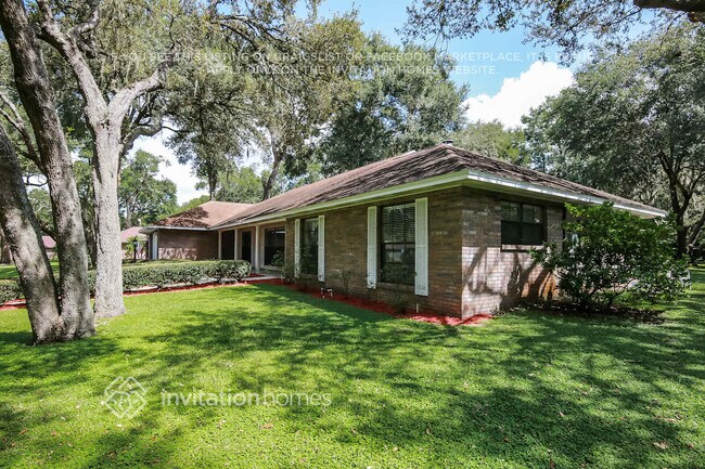 Foto del edificio - 3910 Buttonwood Ct