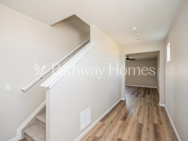 Building Photo - 9421 Yampa St