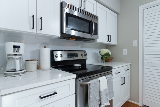 Building Photo - 3312 Wyndham Cir