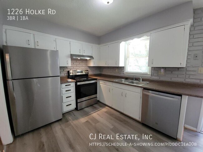 Foto del edificio - 1226 Holke Rd