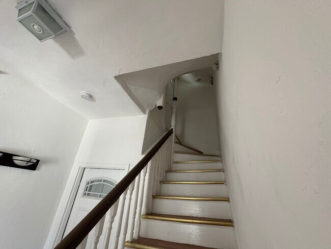 Foto del edificio - 2532 Massachusetts Ave