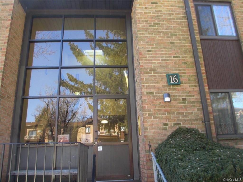 16 Brevoort Dr Unit 2A, Pomona, NY 10970 Condo for Rent in Pomona, NY