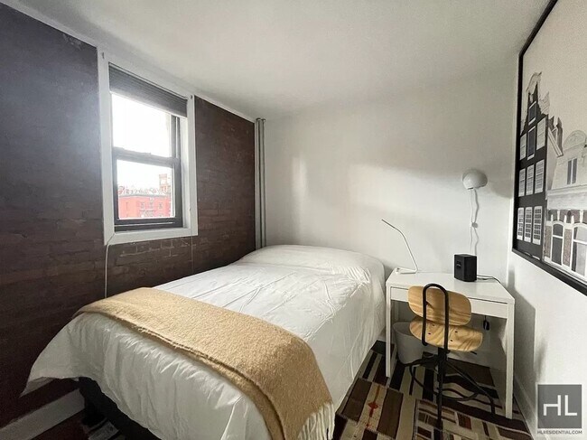 Building Photo - Dishwasher | East Village | Furnished! | T...