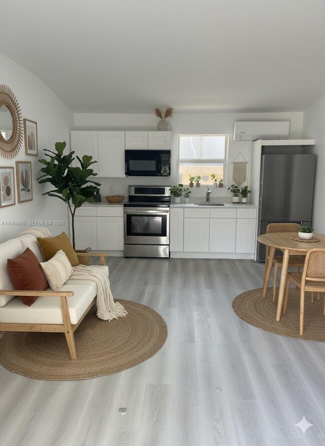 Building Photo - 81 NW 44th St