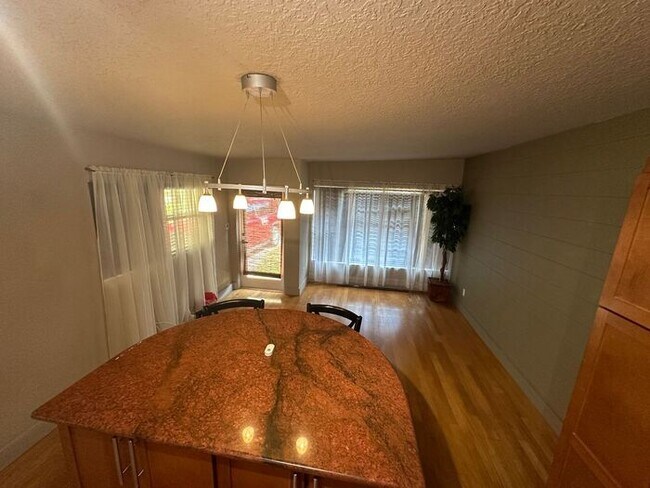Foto del edificio - Half a Duplex in the heart of Downtown Orl...