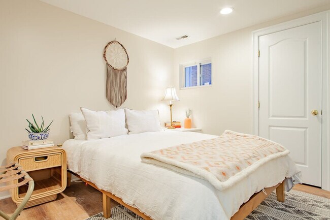 Foto del edificio - 1223 Fairmont St NW