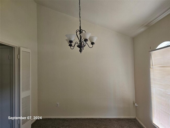 Building Photo - 10930 Fallbrook Dr