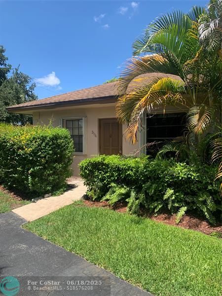 Foto del edificio - 2516 SW 74th Terrace