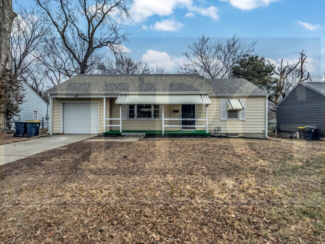 Foto del edificio - 6639 Bales Ave