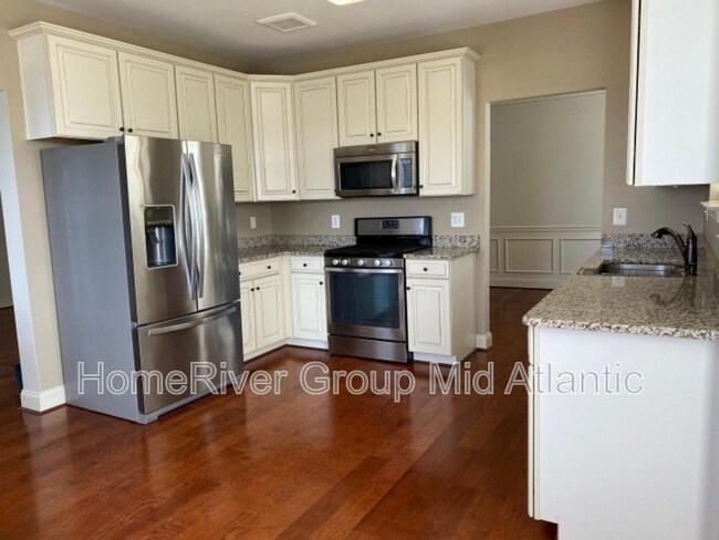 Building Photo - 8606 Wintergreen Ct