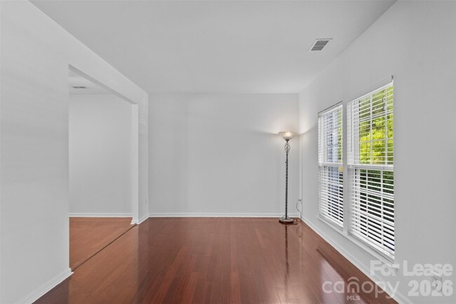 Building Photo - 11022 Garden Oaks Ln