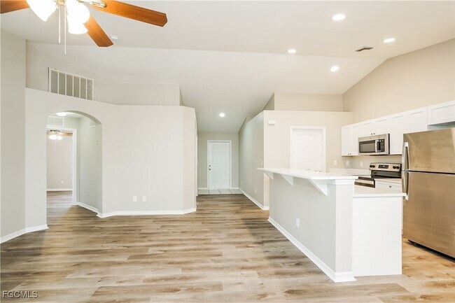 Foto del edificio - 1001 NW 19th St