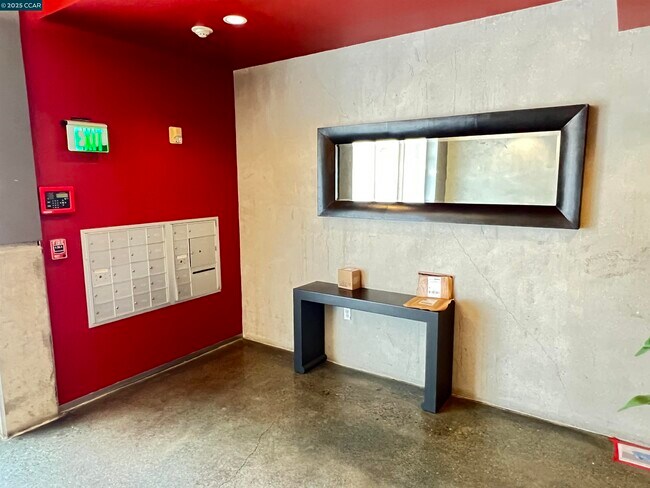 Foto del edificio - 6501 San Pablo Ave