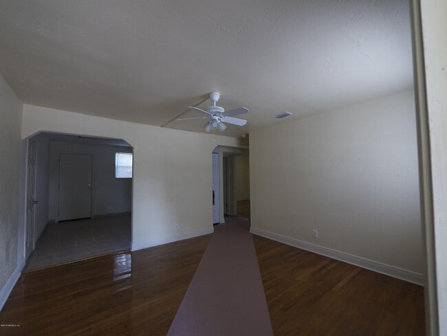 Building Photo - 2036 Inwood Terrace