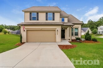 Building Photo - 163 Green Willow Dr