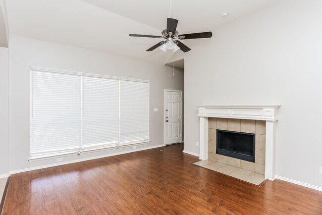 Building Photo - 213 Morningstar Ln