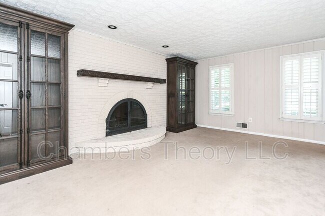 Foto del edificio - 12159 Holly Knoll Cir