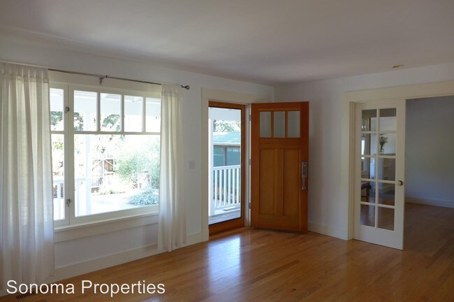 Building Photo - 2 br, 2 bath House - 949 Donald Street