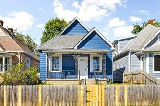 Building Photo - 1526 Lawton Ave
